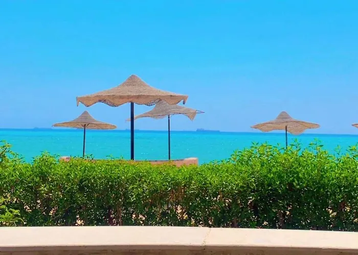 إطلالة مباشرة على البحر فندقي مكيف بحديقة خاصة راس سدر Tatil Evi *
